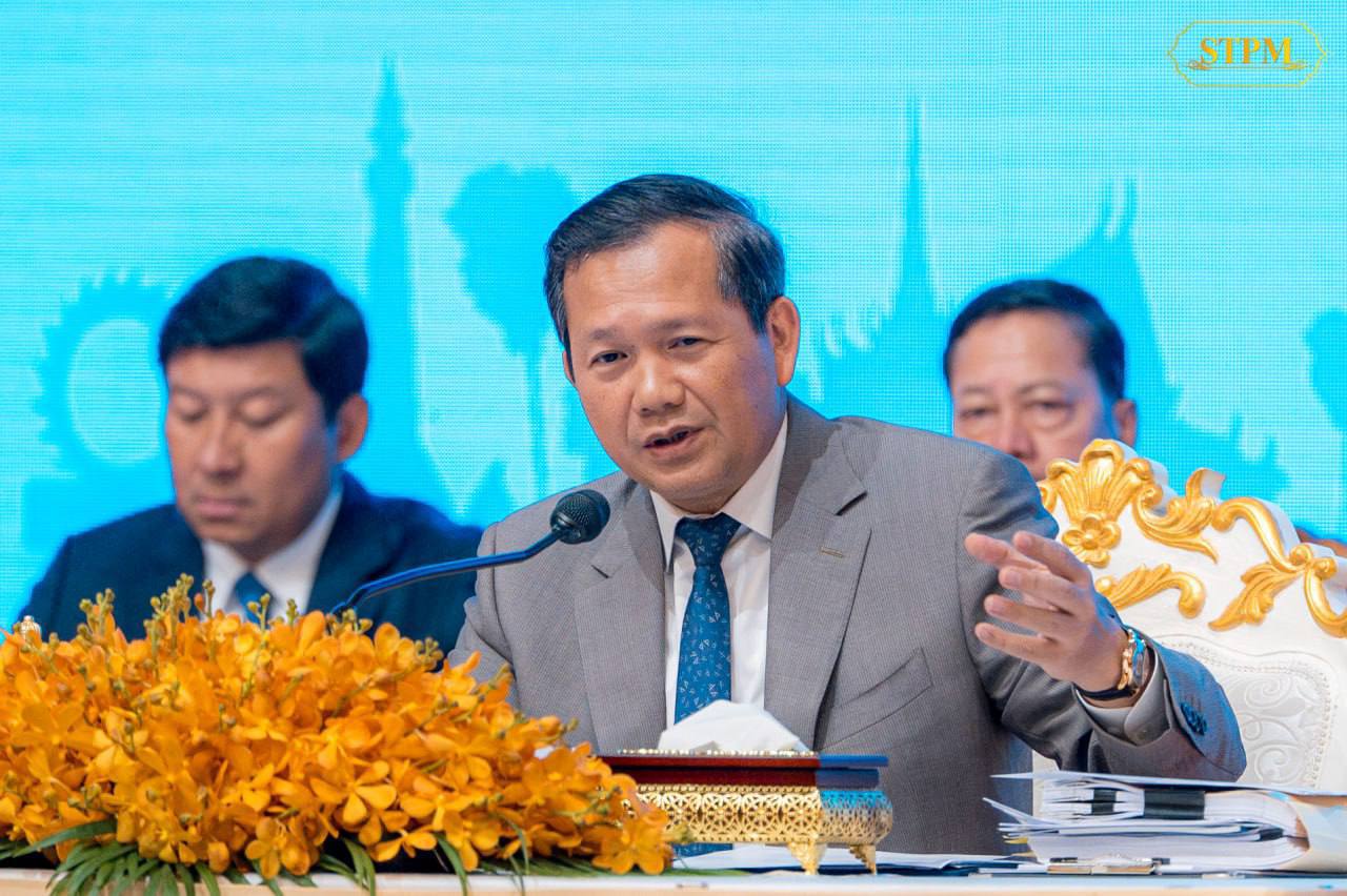 សម្ដេចធិបតី ហ៊ុន ម៉ាណែត អំពាវនាវ ៤ចំណុច ដើម្បីរួមចំណែកលើកកម្ពស់ការផ្តល់សេវាសង្គមកិច្ច ឱ្យកាន់តែប្រសើរ