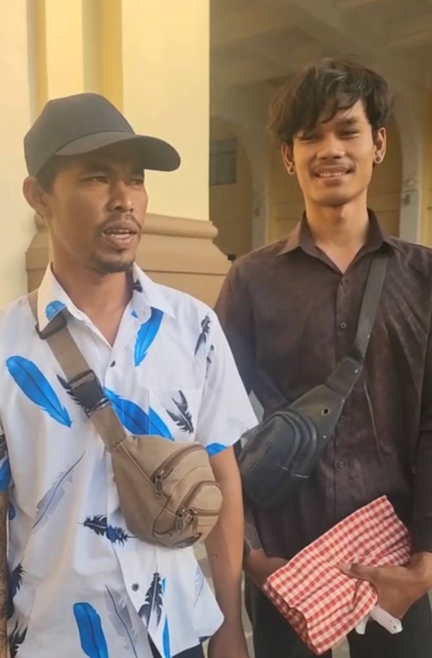 ពលករខ្មែរសប្បាយរីករាយដែលបានមកលេងស្រុកកំណើតអំឡុងពេលចូលឆ្នាំ តាមច្រកព្រំដែន ដោយពុំមានការបង់ប្រាក់សេវា ចេញ-ចូល 