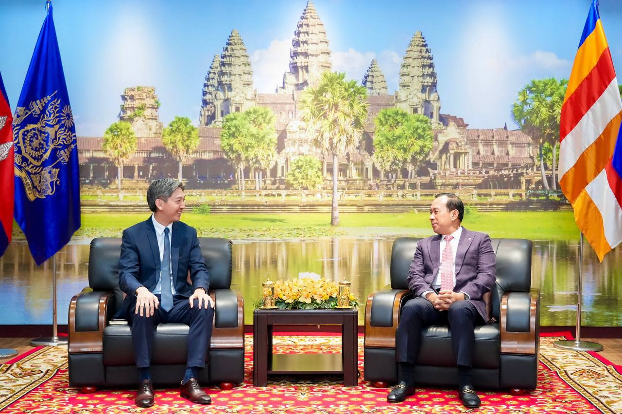 ក្រសួងទេសចរណ៍ និង ក្រុមហ៊ុន អប្សរា (AMS) សហប្រតិបត្តិការផ្សព្វផ្សាយ និងផលិតមាតិកាល្អៗសម្រាប់លើកម្ពស់វិស័យទេសចរណ៍នៅកម្ពុជា