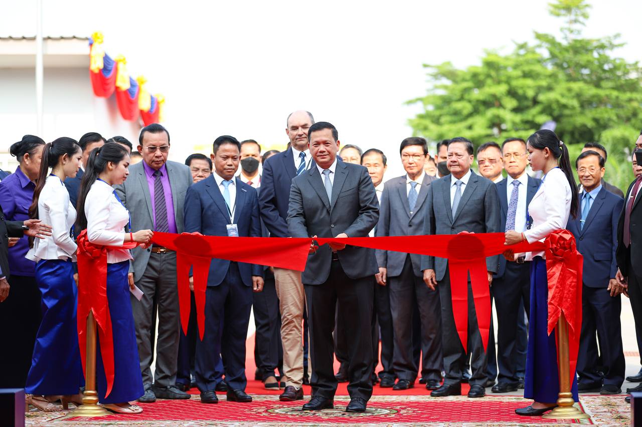 សម្តេចធិបតី ហ៊ុន ម៉ាណែត អញ្ជើញសម្ពោធ ដាក់ឱ្យដំណើរការខ្សែច្រវាក់ផលិតកម្មថ្មី និងរោងចក្រដំឡើងគ្រឿងបង្គុំរថយន្ត Ford នៅខេត្តពោធិ៍សាត់