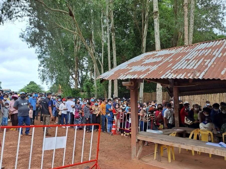 ច្រកទ្វារអានសេះ ខេត្តព្រះវិហារ កម្ពុជា បានបើកដំណើរការឡើងវិញហើយ បន្ទាប់ពីទាហានព្រំដែនថៃ បានបិទដោយឯកតោភាគី នៅថ្ងៃម្សិលមិញ