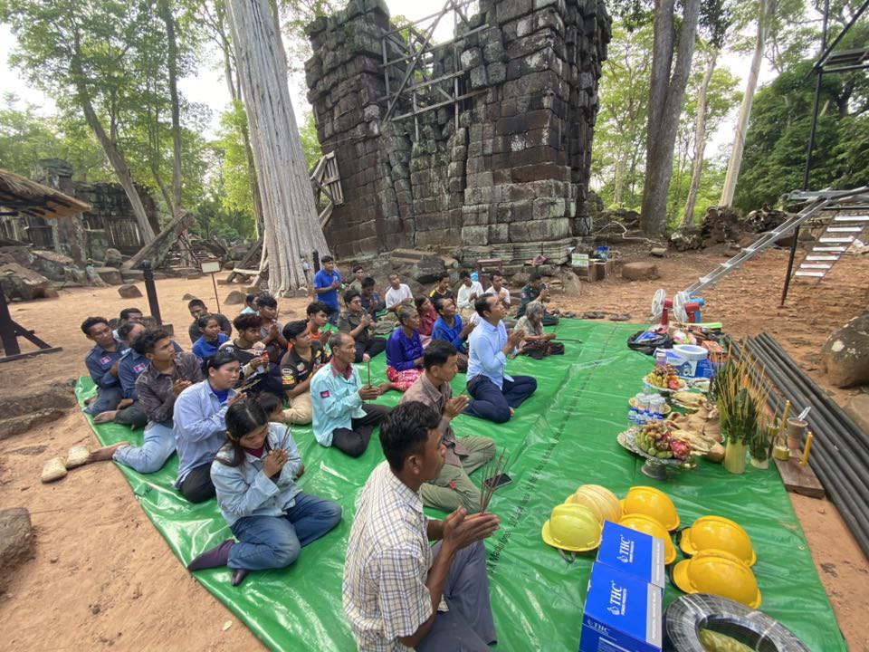 ប្រាសាទក្រហម ក្នុងរមណីយដ្ឋានប្រាសាទកោះកេរ ចាប់ផ្តើមអនុវត្តគម្រោង​អភិរក្ស និងជួសជុល