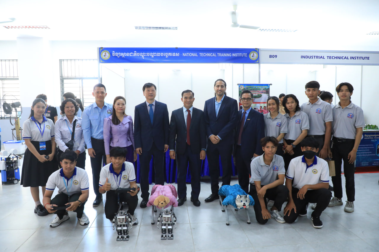ក្រសួងការងារ បើកពិព័រណ៍ការងារ និងមគ្គទេសក៍អាជីព រយៈពេល២ថ្ងៃ ជាមួយនឹងឱកាសការងារជាង ៥,៤០០កន្លែង