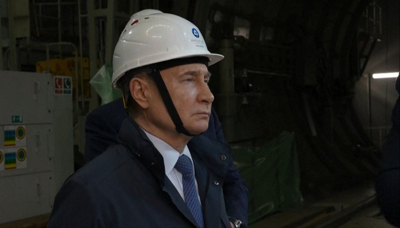 លោក Putin ចុះពិនិត្យផ្ទាល់នៅតំបន់ Kursk ជាលើកដំបូង