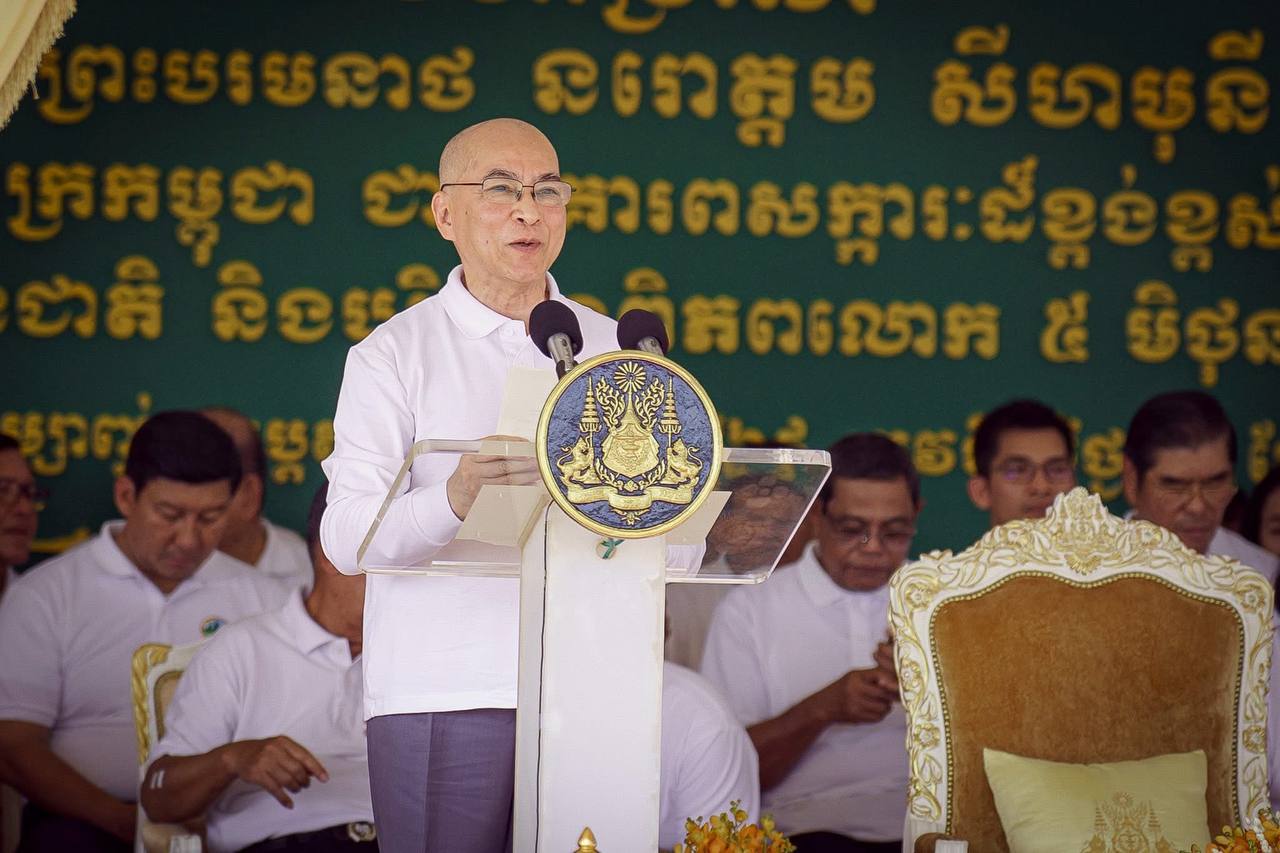 ទិវាបរិស្ថានពិភពលោក ៖ កម្ពុជាប្ដេជ្ញាប្រយុទ្ធប្រឆាំងការបំពុលប្លាស្ទិក និងជំរុញបរិស្ថានស្អាតបៃតងជានិរន្តរ៍