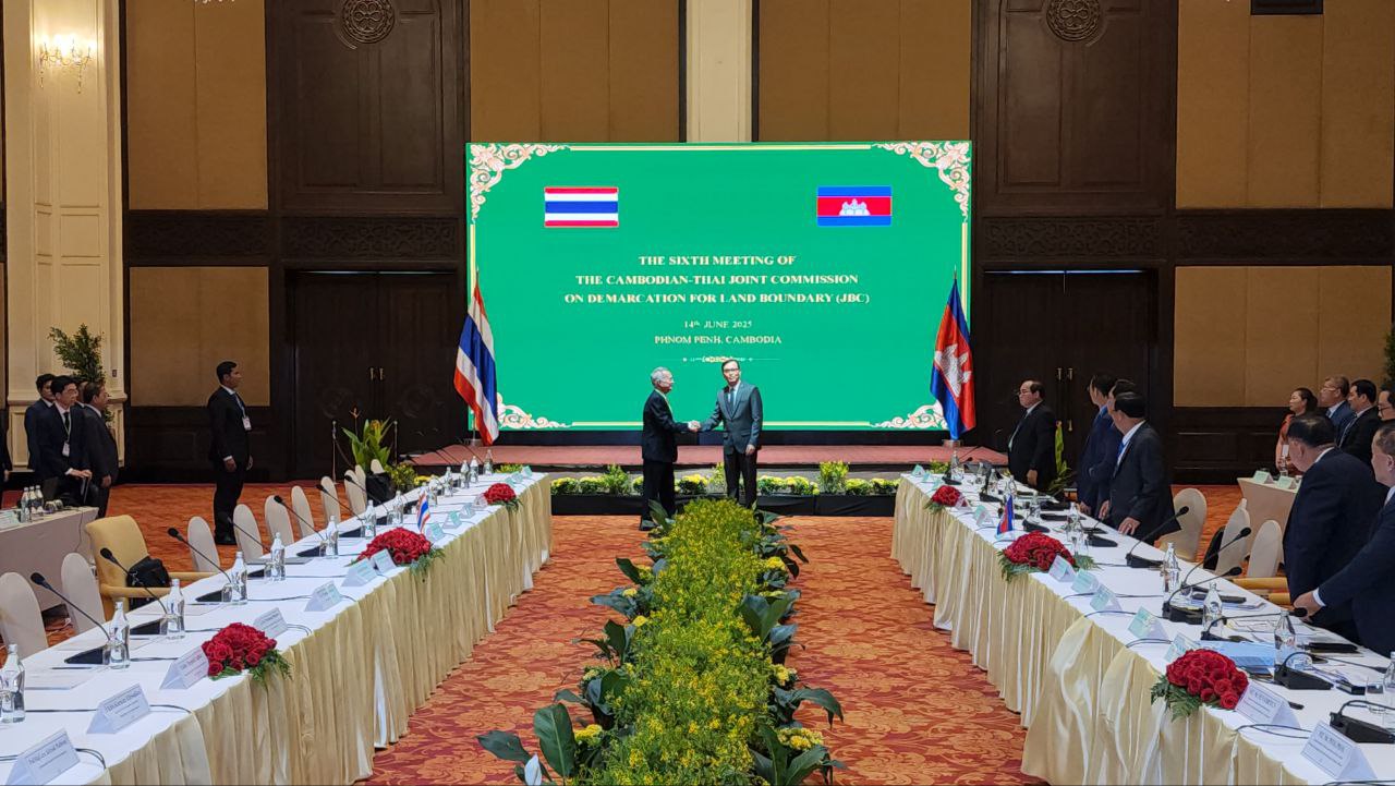 កិច្ចប្រជុំ JBC ចាប់ដំណើរការជាផ្លូវការហើយ ដោយភាគីកម្ពុជា ដឹកនាំដោយ ឯកឧត្តម ឡាំ ជា រីឯថៃ ដឹកនាំដោយ លោក ប្រាសាស ប្រាសាសវិនិច្ឆ័យ
