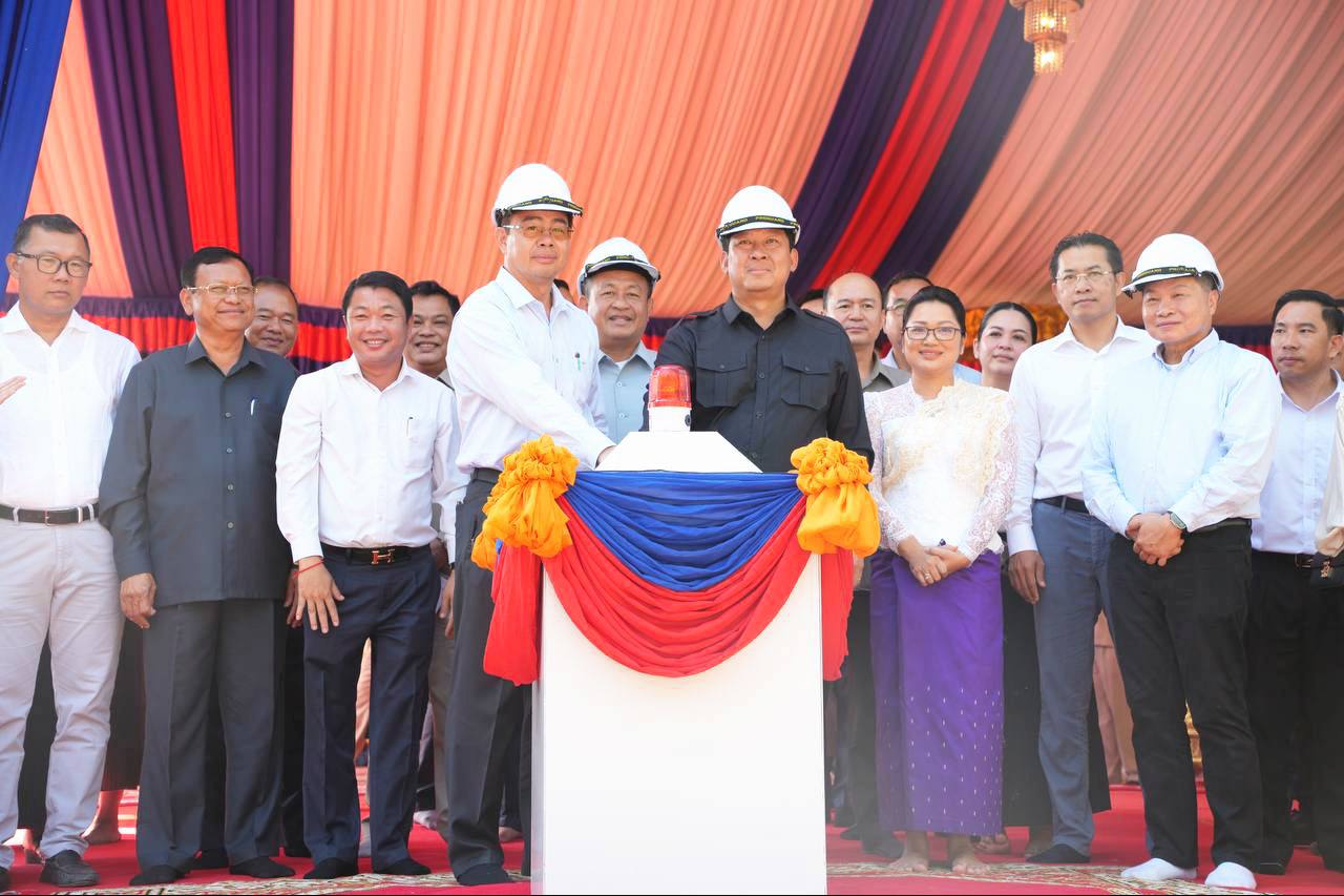 ក្រុមការងាររាជរដ្ឋាភិបាលចុះជួយមូលដ្ឋានខេត្តព្រះសីហនុ គណៈកម្មាធិការជាតិគ្រប់គ្រង និងអភិវឌ្ឍតំបន់ឆ្នេរសមុទ្រកម្ពុជា