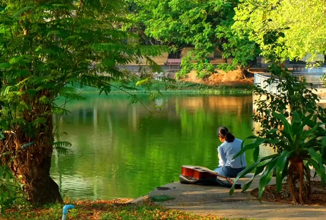 ការប្រើប្រាស់លម្ហសាធារណៈក្នុងសកលវិទ្យាល័យភូមិន្ទភ្នំពេញ 🌿🇰🇭