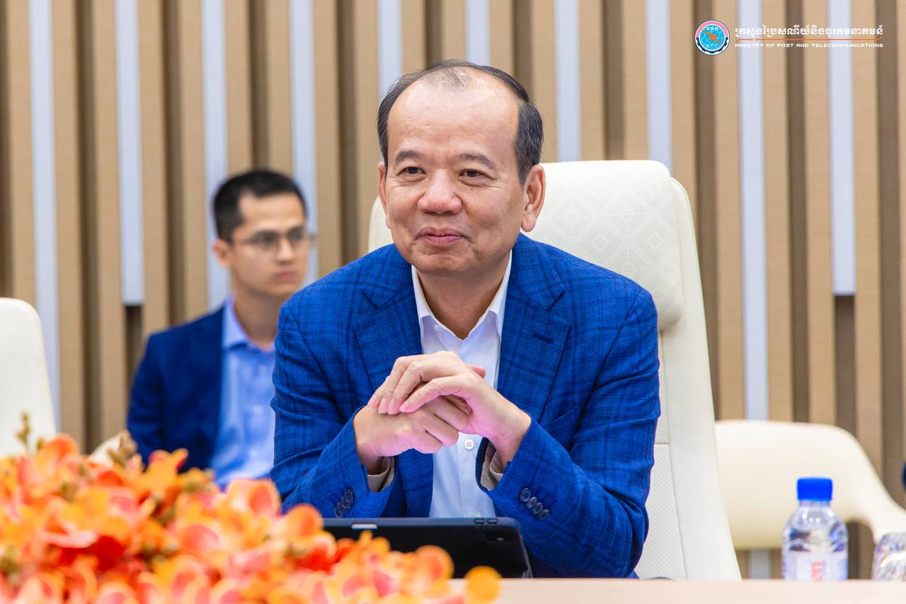 ឯកឧត្តមរដ្ឋមន្ត្រី ជា វ៉ាន់ដេត អនុញ្ញាតឱ្យនាយកផ្នែកកិច្ចការរដ្ឋាភិបាល​ទទួលបន្ទុក​តំបន់អាស៊ាន របស់ក្រុមហ៊ុន Cisco ចូលជួបសម្តែងការគួរសម និងពិភាក្សាការងារ