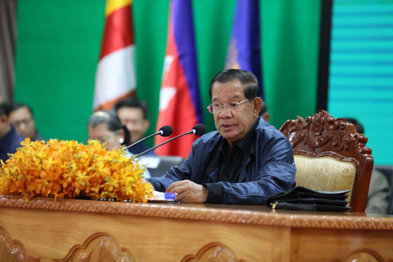 សម្តេចតេជោ ហ៊ុន សែន ៖ ថៃ និយាយថា កម្ពុជា បន្តប្រើប្រាស់ភ្លើងអគ្គិសនីរបស់ថៃចំនួន ៦កន្លែងទៀត សូមបង្ហាញមកថា នៅកន្លែងណាខ្លះ