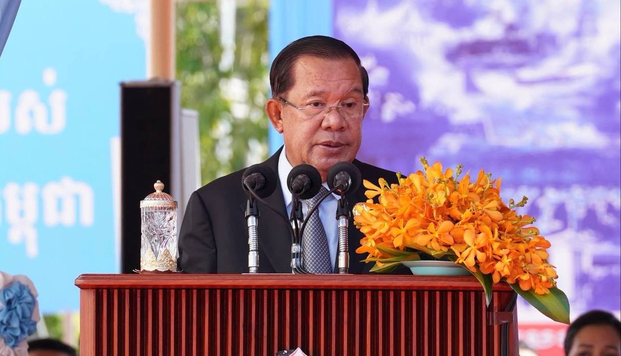 សម្ដេចតេជោ ហ៊ុន សែន ព្រមានជនទាំងឡាយដែលនៅតែបន្តសកម្មភាពជ្រុលនិយម បំពានរដ្ឋធម្មនុញ្ញ និងច្បាប់ជាធរមាន ពុំអាចគេចផុតពីសំណាញ់ច្បាប់បានឡើយ