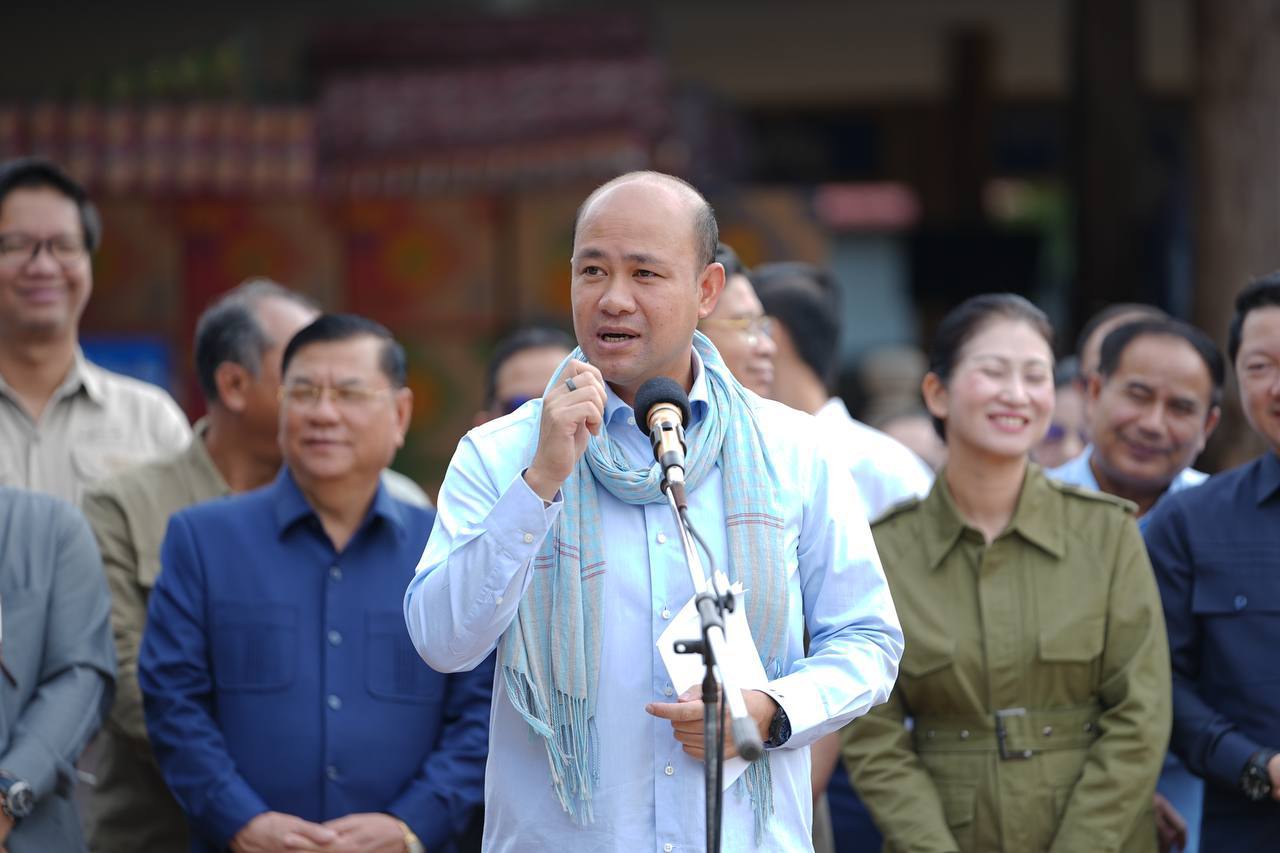 ឯកឧត្តម ហ៊ុន ម៉ានី ជួបសំណេះសំណាលសួរសុខទុក្ខ និងប្រគល់អំណោយរបស់ជូនកងកម្លាំងជួរមុខ