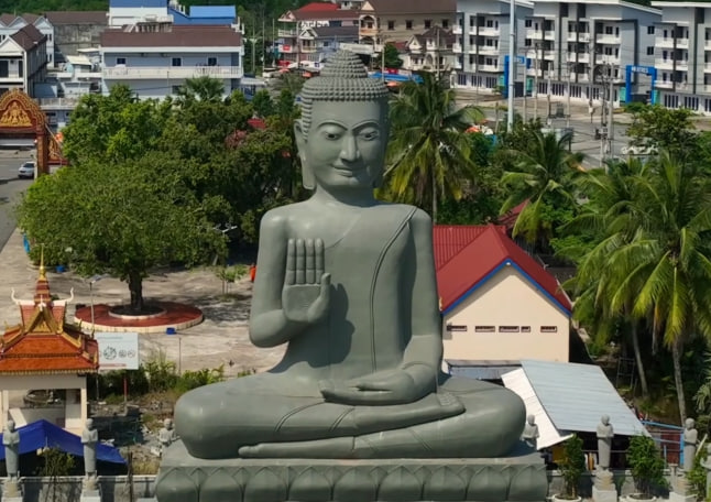 ពុទ្ធបដិមា វត្តអូរត្រេះ ក្រុងព្រះសីហនុ