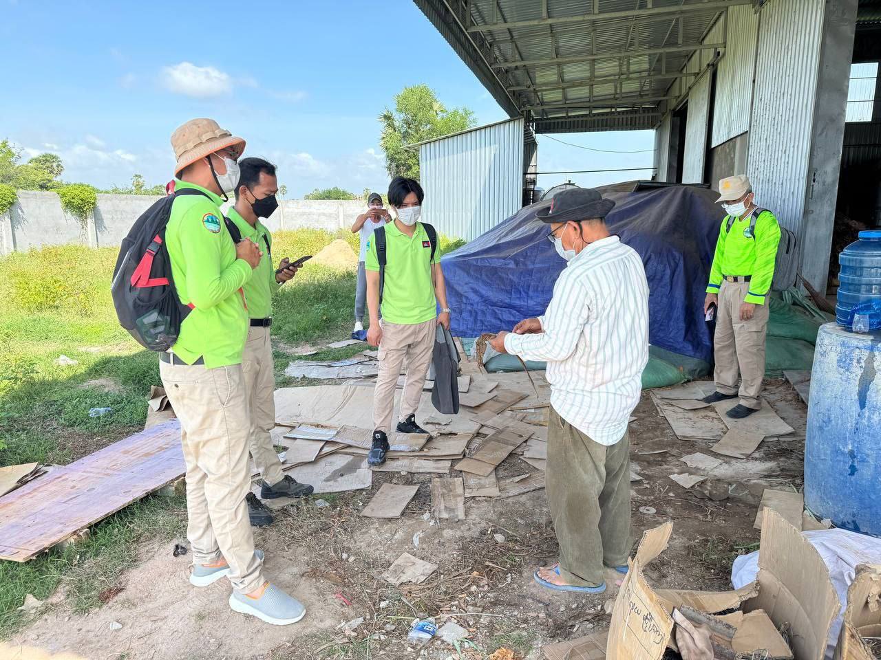 មន្រ្តីបរិស្ថានចុះពិនិត្យនិងរកឃើញរោងចក្រផលិតថ្នាំជក់មួយកន្លែងនៅខេត្តកំពង់ស្ពឺ បានបង្កឱ្យមានភាពកខ្វក់ក្នុងខ្យល់