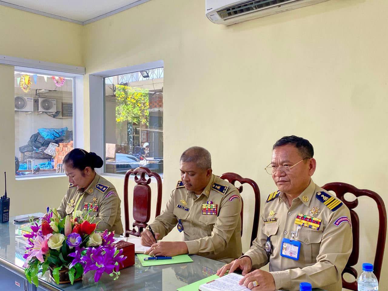 នគរបាលខណ្ឌឫស្សីកែវ បានប្រជុំបូកសរុបលទ្ធផលការងារប្រចាំខែ និងទិសដៅការងារ អនុវត្តន៍បន្ត