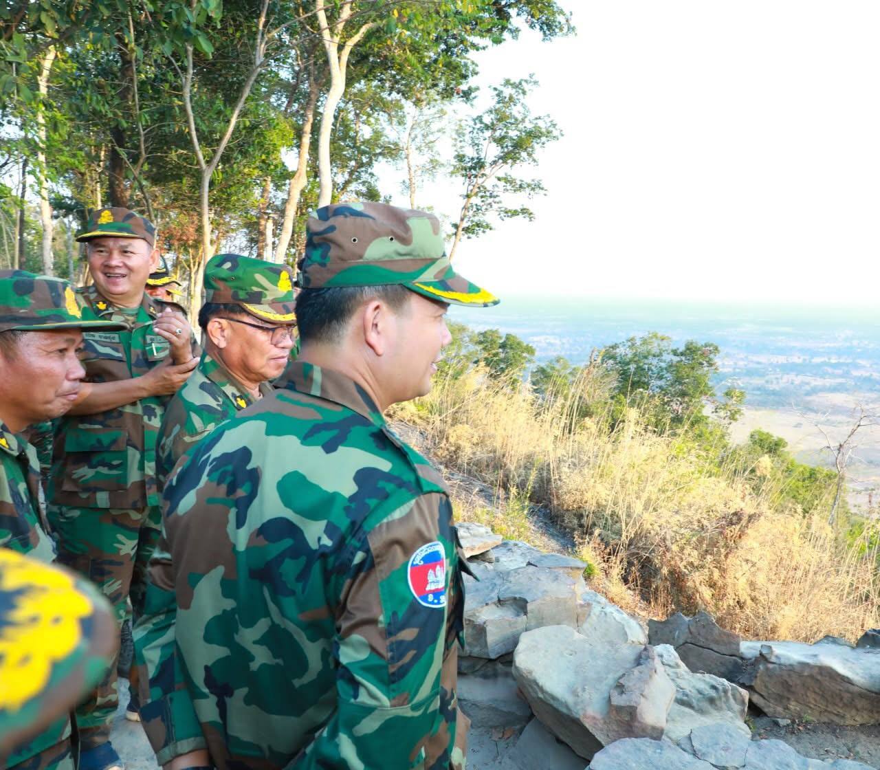 សម្តេចធិបតី​ ហ៊ុន​ ម៉ាណែត​ ផ្ញើសារខ្លីចំនួន​៥ចំណុចដើម្បីរម្លឹកទៅភាគីថៃ