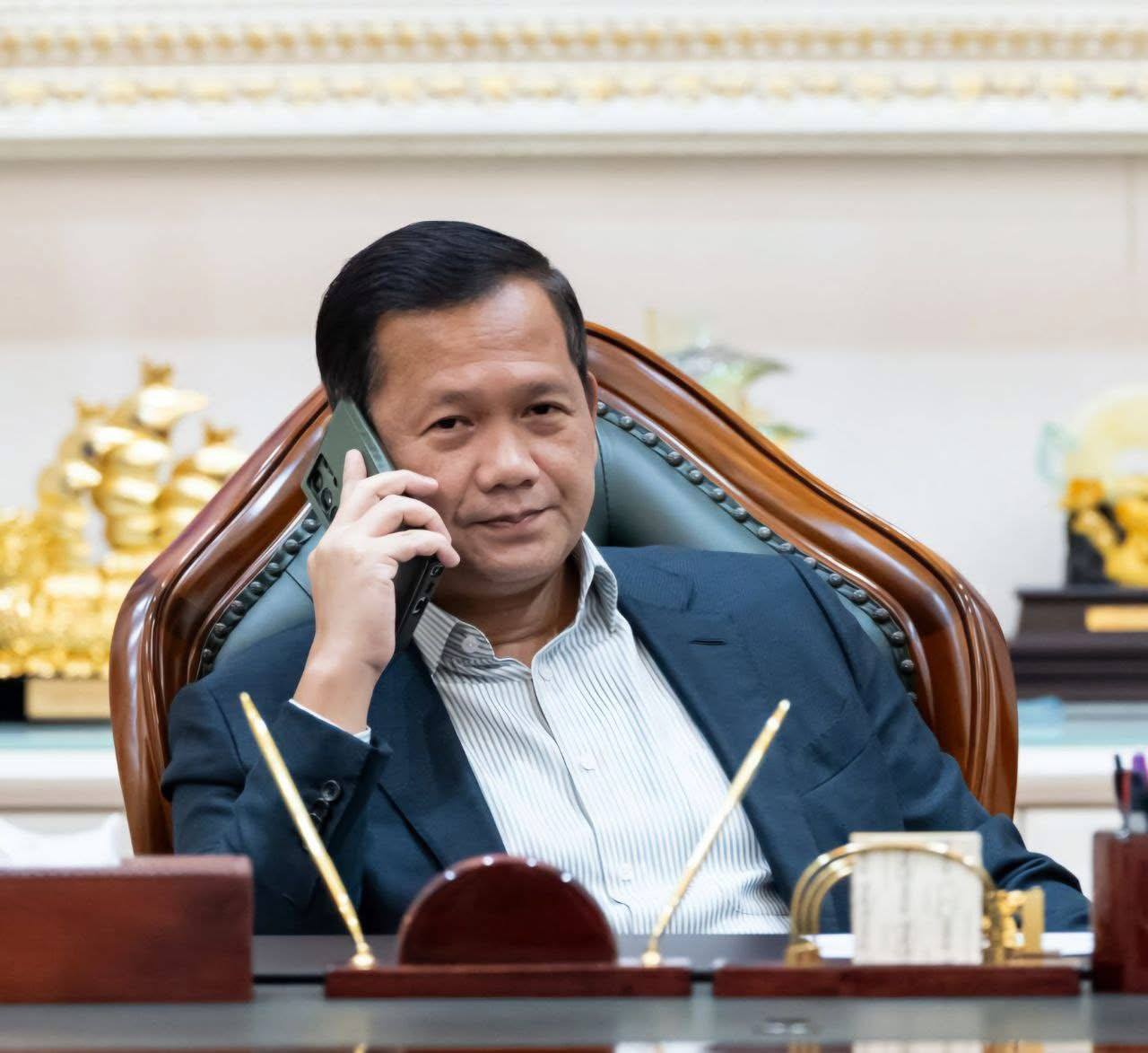 នាយករដ្ឋមន្ត្រីកម្ពុជា ចូលរួមរំលែកទុក្ខចំពោះវីរៈកងទ័ពកម្ពុជាដែលបានពលី និងប្រជាជនស៊ីវិលដែលបានស្លាប់ ដោយសារការឈ្លានពានប្រដាប់អាវុធរបស់ថៃ មកលើកម្ពុជា