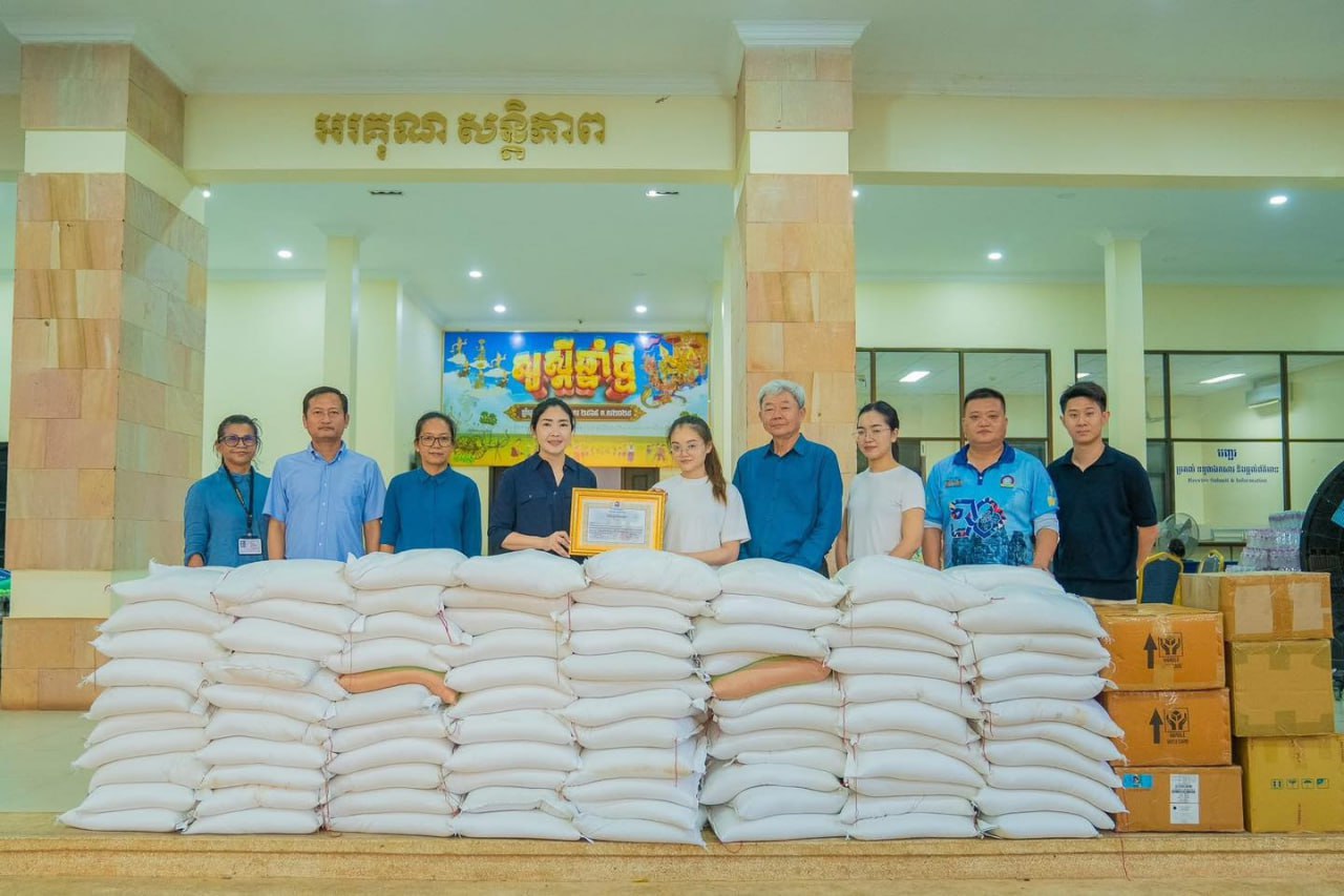 អភិបាលខេត្តសៀមរាបថ្លែងអំណរគុណដល់បណ្ដាសប្បុរសជនដែលបានជួយឧបត្ថម្ភ​ជនភៀសសឹក