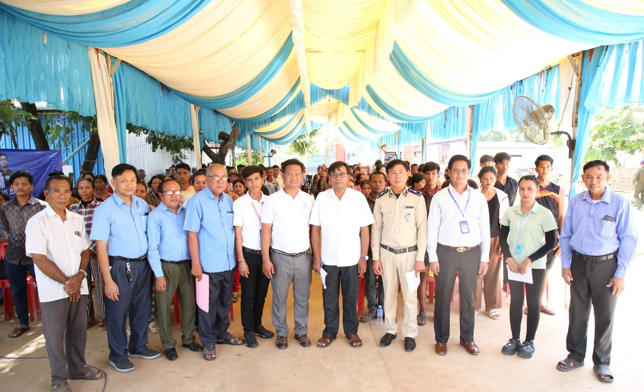 ក្រសួងការងារនាំយកឱកាសការងារជិត៥ពាន់កន្លែងផ្សព្វផ្សាយជូនប្រជាពលរដ្ឋ និងពលករខ្មែរដែល​ទើបត្រឡប់មក​ពីប្រទេសថៃនៅស្រុកដែល​មានវត្តមានរោងចក្រ