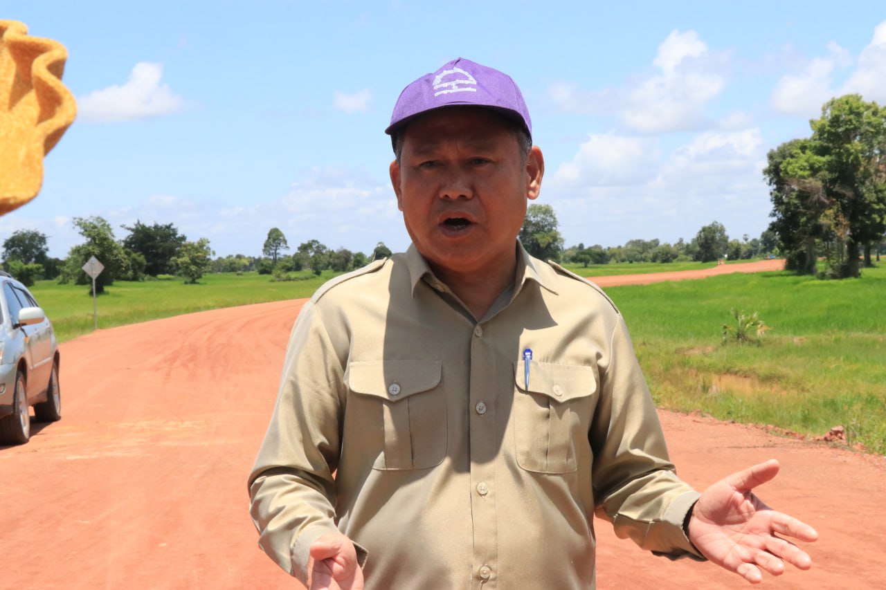 ផ្លូវក្រាលគ្រួសក្រហមមួយខ្សែនៅស្រុកសូទ្រនិគម បញ្ចប់ការស្ថាបនា