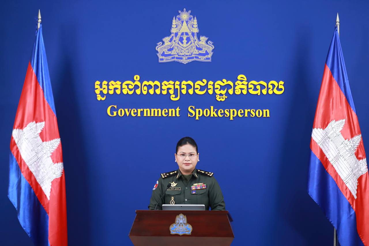 អ្នកនាំពាក្យក្រសួងការពារជាតិ ៖ សភាពការណ៍នៅជួរមុខនៅតែបន្តរក្សាភាពស្ងប់ស្ងាត់ និង ខណៈរដ្ឋមន្រ្តីក្រសួងការពារជាតិអបអរលទ្ធផលកិច្ចប្រជុំ RBC