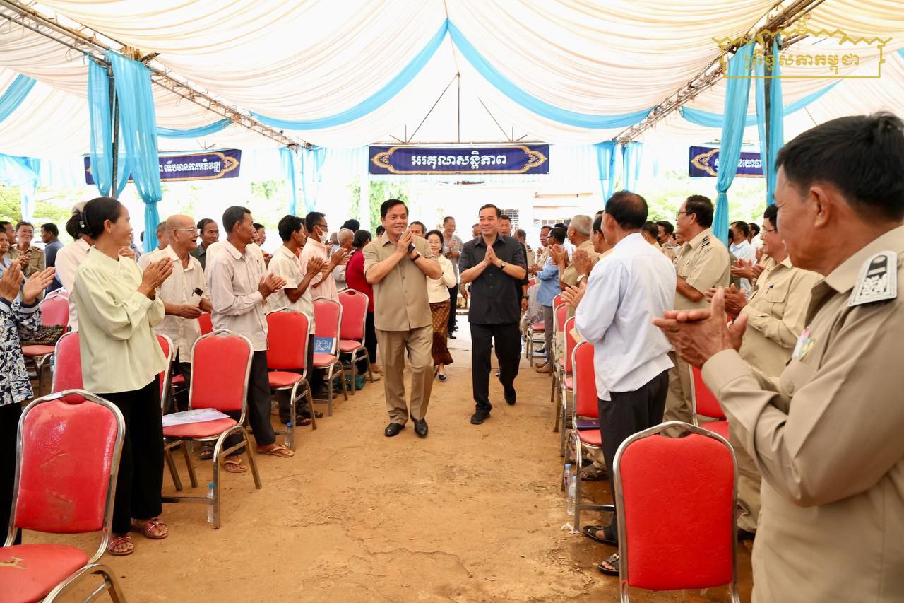 ប្រធានស្តីទីព្រឹទ្ធសភា អំពាវនាវដល់ពលរដ្ឋ កុំជឿតាមក្រុមជ្រុលនិយម ដែលតែងញុះញង់ ធ្វើសកម្មភាពប៉ះពាល់យ៉ាងធ្ងន់ធ្ងរដល់ផលប្រយោជន៍ជាតិ
