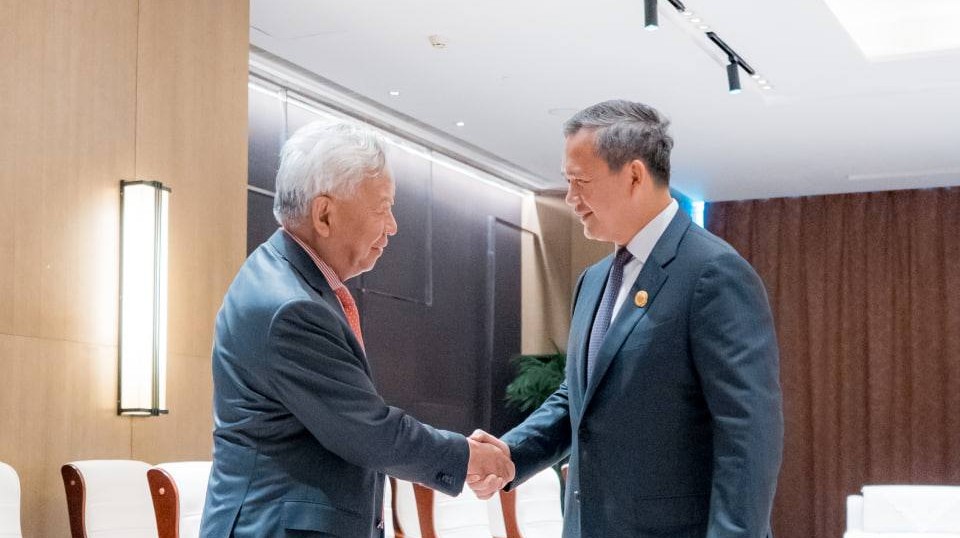 ធនាគារ AIIB បង្ហាញចំណាប់អារម្មណ៍ស្វែងរកឱកាសជំរុញកិច្ចសហប្រតិបត្តិការជាមួយកម្ពុជា