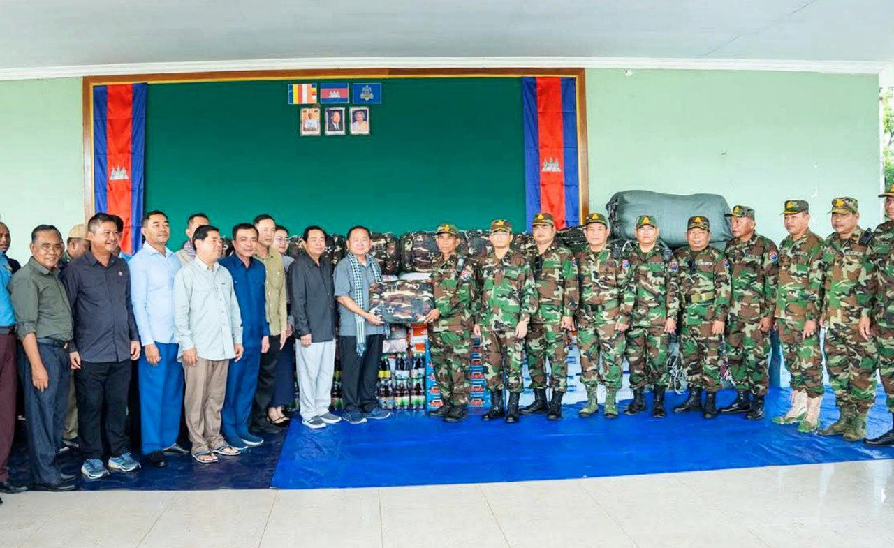 រដ្ឋបាលខេត្តបាត់ដំបង៖សមរភូមិក្រោយ និងសមរភូមិមុខផ្សាភ្ជាប់គ្នាមិនរវាត