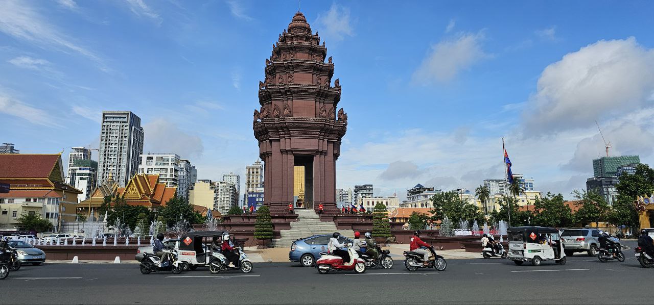 គណៈកម្មាធិការជាតិសុវត្ថិភាពចរាចរណ៍ផ្លូវគោក អំពាវនាវដល់ប្រជាពលរដ្ឋចូលរួម បង្ការ ទប់ស្កាត់គ្រោះថ្នាក់ចរាចរណ៍ផ្លូវគោក ក្នុងឱកាស ភ្ជុំបិណ្ឌ
