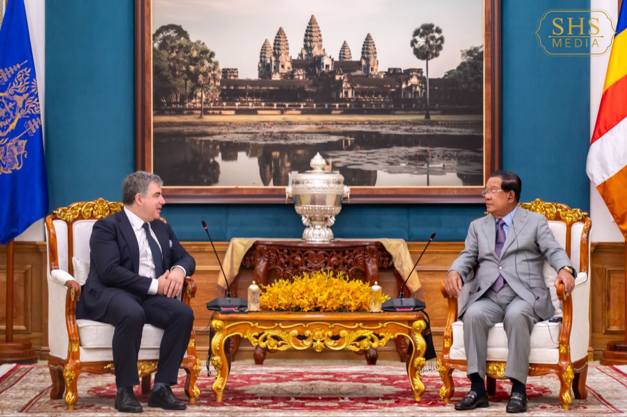 ម្ចាស់ពានរង្វាន់ណូបែលរូបវិទ្យា៖ មិនគួរឱ្យជឿសោះតាមរយៈការដឹកនាំរបស់សម្តេចតេជោ អាចសង្គ្រោះប្រទេសជាតិចេញពីរបបប្រល័យពូជសាសន៍ប៉ុល ពត នាំកម្ពុជាឱ្យមានការឯកភាពទឹកដី ឯកភាពជាតិ មានសន្តិភាព