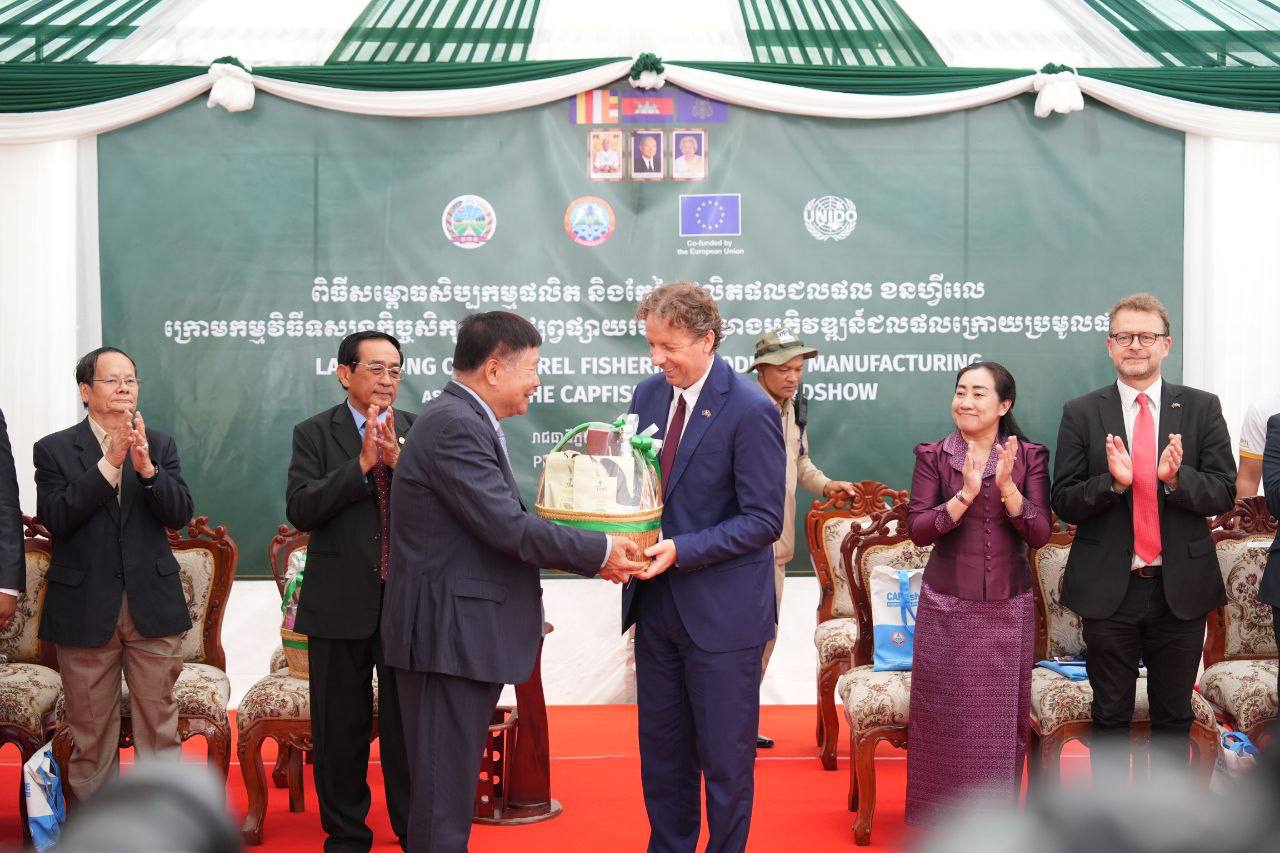 ប្រហុកម្សៅកម្ពុជា កំពុងត្រូវបានជំរុញនាំចេញទៅកាន់ទីផ្សារក្រៅប្រទេស ខណៈទីផ្សារក្នុងស្រុកក៏មានតម្រូវការខ្ពស់