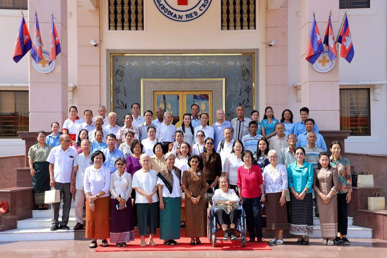 និវត្តជន និងគ្រួសារមន្ត្រីកាកបាទក្រហមហមកម្ពុជាទទួលមរណភាព បានការយកចិត្តទុកដាក់ពីថ្នាក់ដឹកនាំកាកបាទក្រហមកម្ពុជា