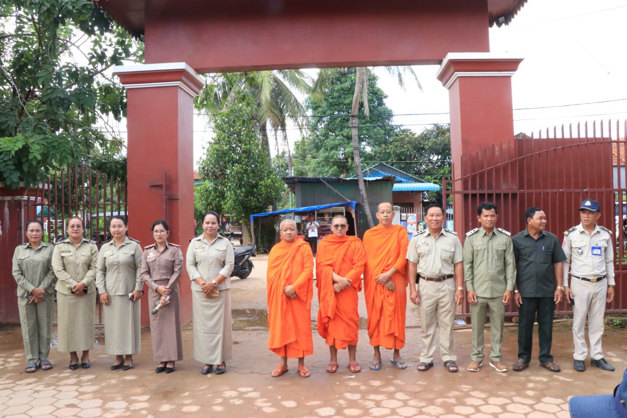 អាជ្ញាធរ និងព្រះសង្ឃសៀមរាបសរសើរ និងគាំទ្រកម្លាំងប្រជាការពារក្នុងការរំដោះទឹកជន់លិច