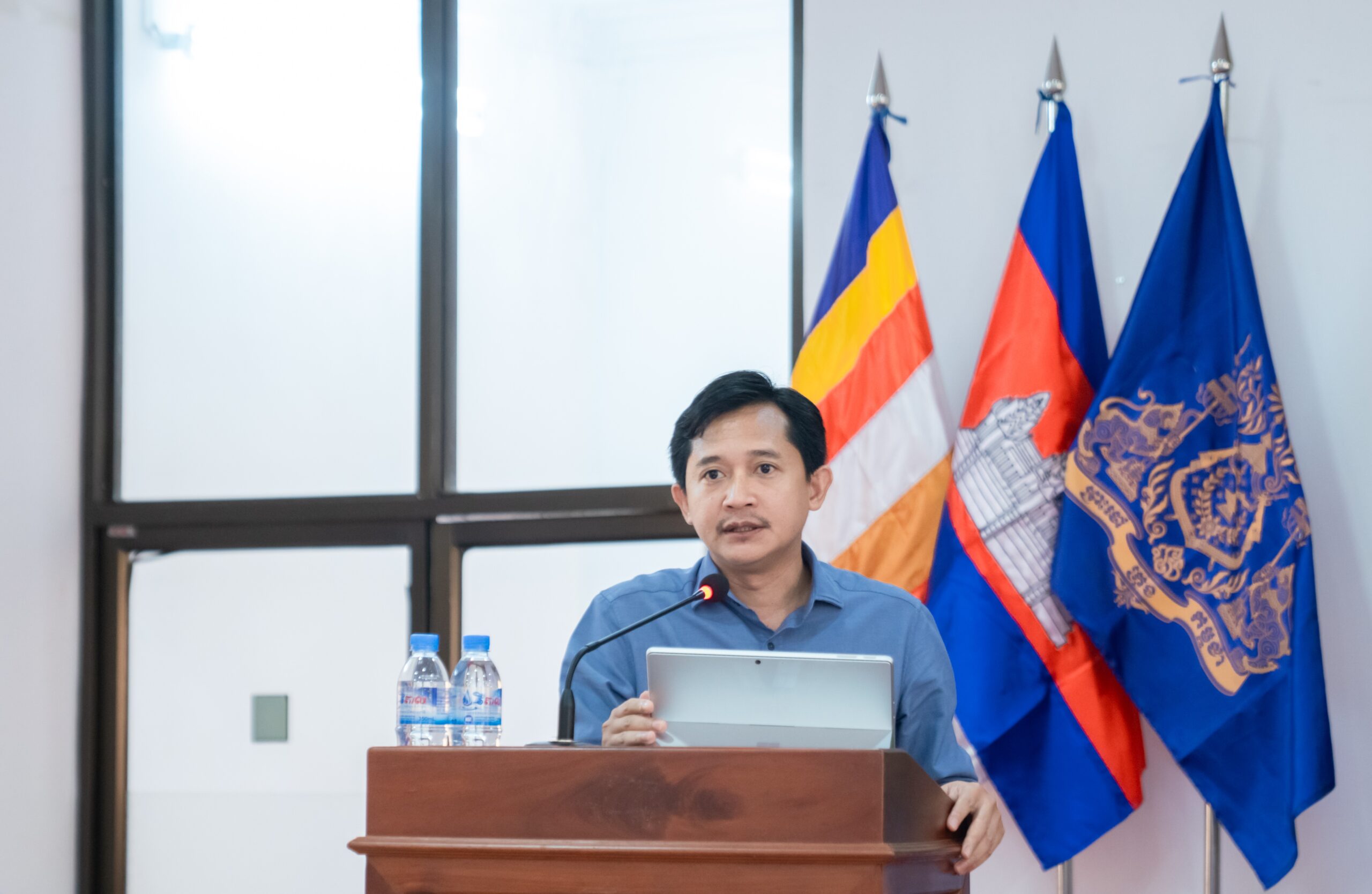 ក្នុងត្រីមាសទី៣ ឆ្នាំ២០២៥៖ ក្រសួងព័ត៌មានបានកាត់ត្រាព័ត៌មានក្លែងក្លាយចំនួន១០៥៣ករណី ក្នុងនោះពាក់ព័ន្ធនឹងបញ្ហាជម្លោះព្រំដែនកម្ពុជា-ថៃ មាន៨៥៧ករណី ដែលបង្កើតឡើងក្រុមជ្រុលនិយម និងការប្រើបច្ចេកវិទ្យាAI