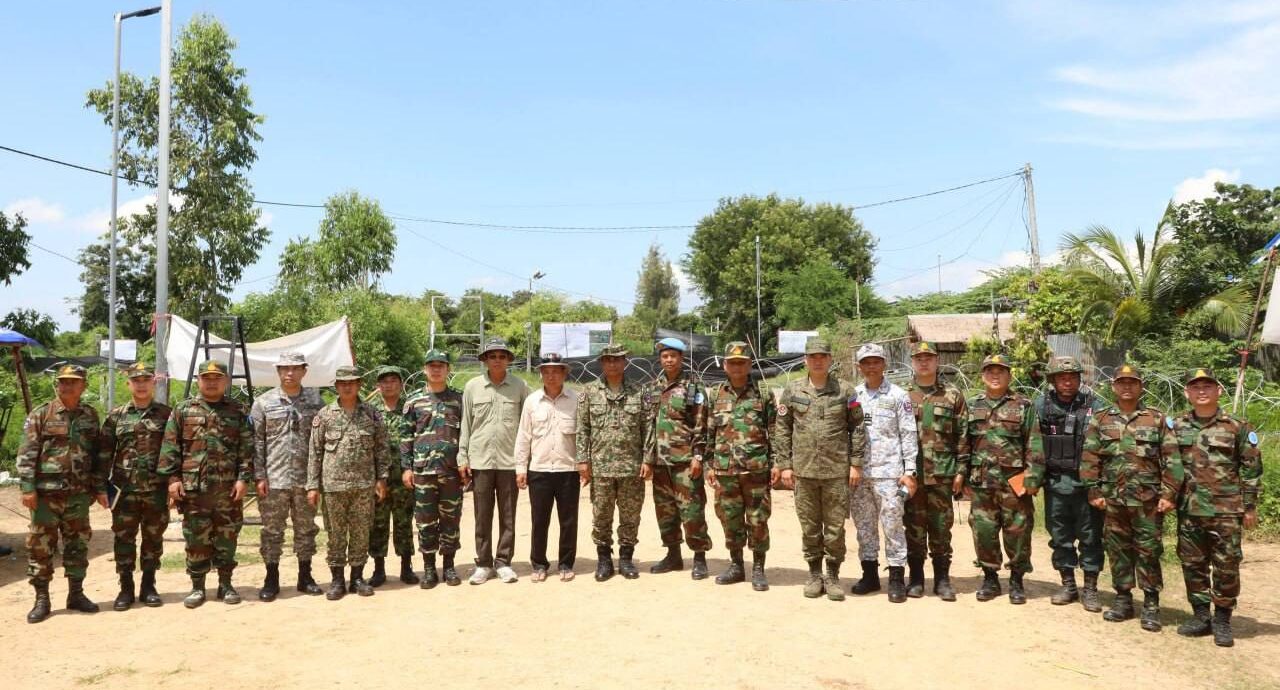 ក្រុមអ្នកសង្កេតការណ៍អន្តរកាល (IOT)ចុះពិនិត្យទីតាំងជាក់ស្តែង នៅភូមិព្រៃចាន់ និង ភូមិចក់ពួក ក្នុងភូមិសាស្រ្ត ខេត្តបន្ទាយមានជ័យ