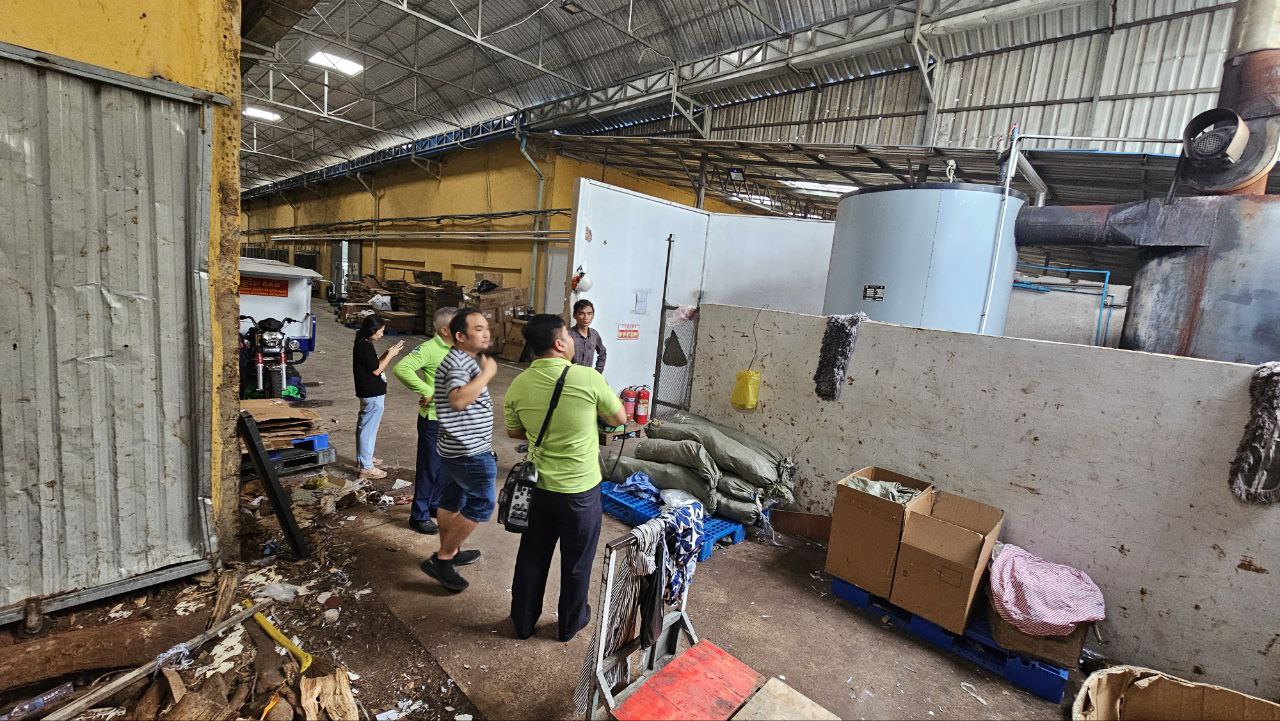 ក្រុមហ៊ុន Jin Yuan Xi Garment Co., Ltd ដុតកម្ទេចក្រណាត់ និង បានធ្វើការបំពុលខ្យល់