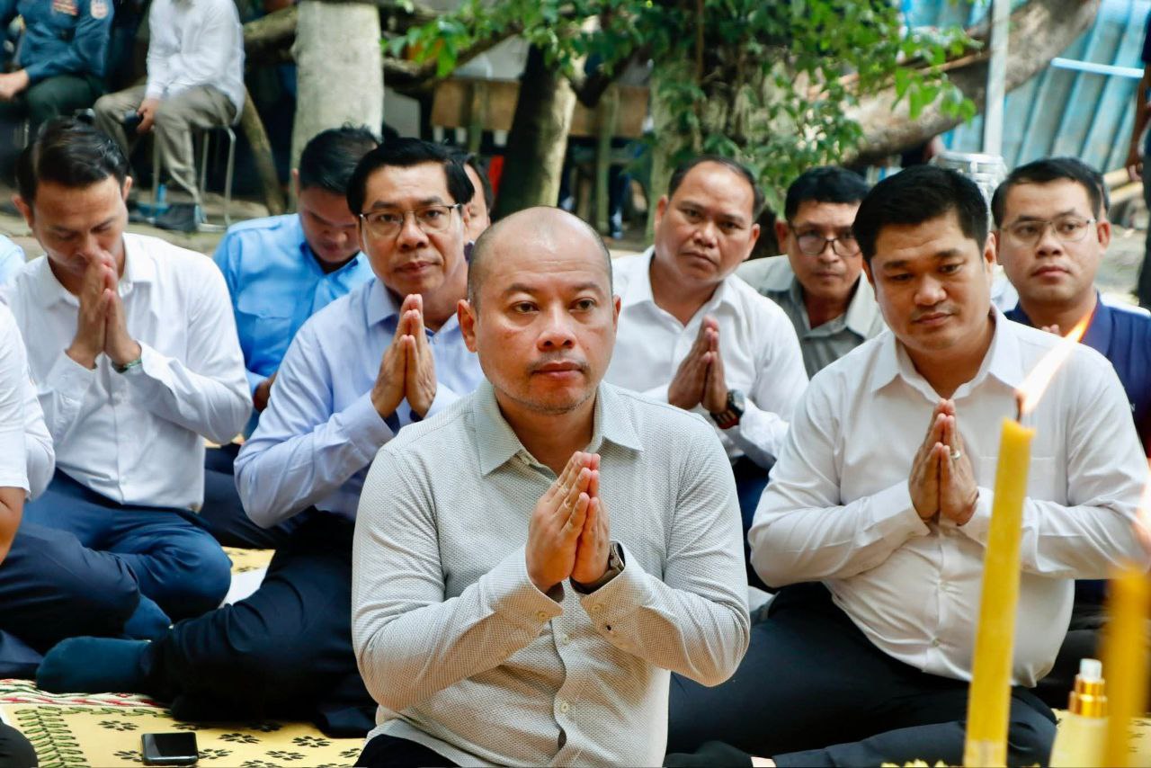 រដ្ឋបាលខេត្តស្វាយរៀង ​ជួសជុល និងកែលម្អរមណីយដ្ឋានទួលព្រៃយាយ​