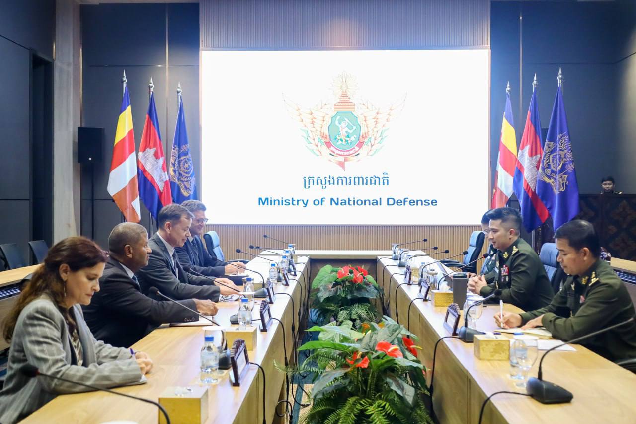 ក្រសួងការពារជាតិបញ្ជាក់ពីការចុះសួរសុខទុក្ខនាយទាហានទាំ១៨រូបពីគណៈប្រតិភូគណៈកម្មាធិការអន្តរជាតិនៃកាកបាទក្រហម
