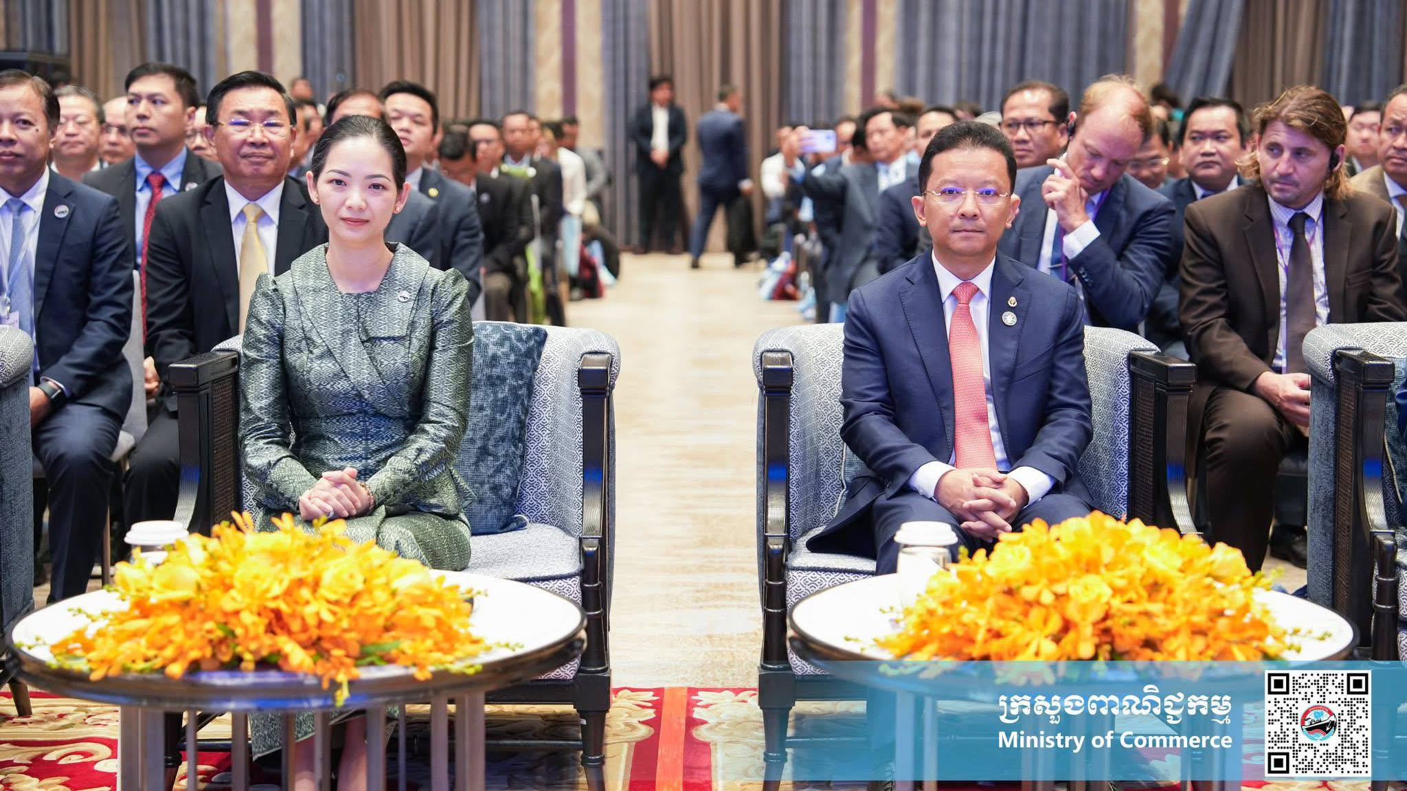 កម្ពុជាបើក វេទិកាពាណិជ្ជកម្មស្វាយចន្ទី និងម្រេចកម្ពុជា ក្រោមមូលបទ “ការបើកច្រកទីផ្សារទៅកាន់សហភាពអឺរ៉ុប ២០២៥”