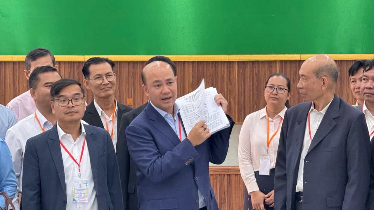 ឯកឧត្តម ហ៊ុន ម៉ានី៖ ការជ្រើសរើសគ្រូផ្អែកលើកិច្ចព្រមព្រៀងការងារ គឺដើម្បីបញ្ចប់ការបង្រៀនផ្គួបថ្នាក់មានសិស្សច្រើនហួសកំណត់