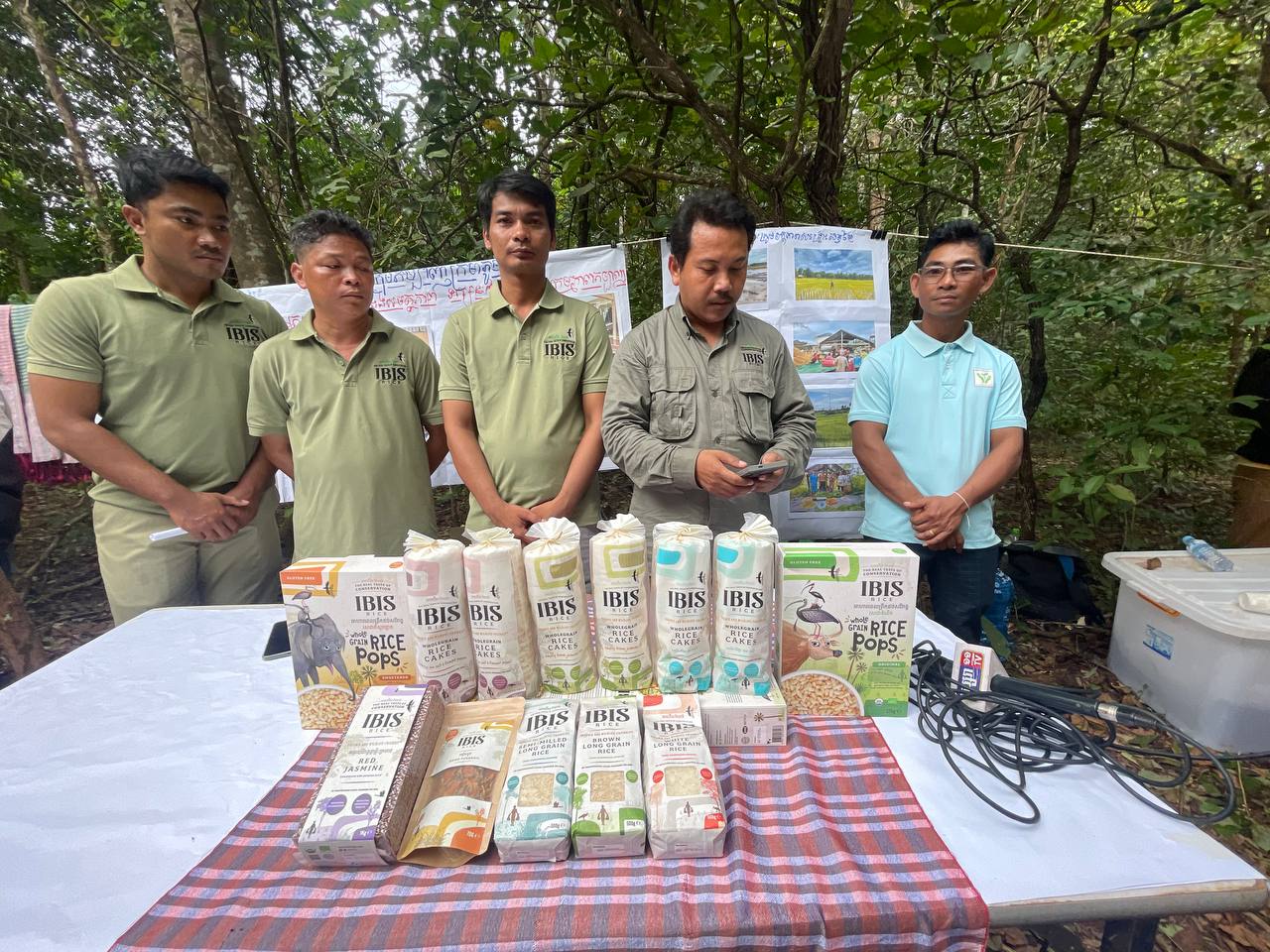 ឆ្នាំ២០២៥ក្រុមហ៊ុនអាយប៊ីសរ៉ាស(IBIS RICE)នឹងប្រមូលទិញស្រូវអង្ករ មិត្តភាពសង្រ្គោះសត្វត្រយ៉ងពីកសិករប្រមាណ ៤ពាន់តោន ដែលក្នុងនេះទីផ្សារធំបំផុតគឺនាំអង្ករទៅលក់នៅប្រទេសអឺរ៉ុប