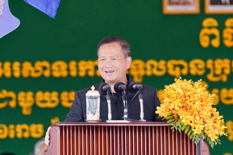 សម្ដេចនាយករដ្ឋមន្ត្រី ហ៊ុន ម៉ាណែត អរគុណក្រុមការងារ និងកងកម្លាំងគ្រប់ប្រភេទ បានការពារសុខសុវត្ថិភាព ជូនពលរដ្ឋ ក្នុងឱកាសបុណ្យអុំទូក