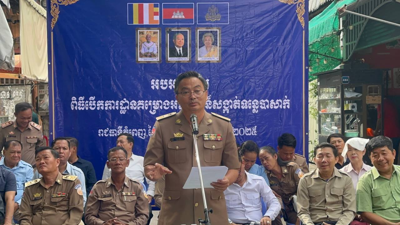 ពលរដ្ឋរស់នៅភូមិ១២ សង្កាត់ទន្លេបាសាក់ សង្ឃឹមថា ក្រោយអាជ្ញាធរស្ថាបនាប្រព័ន្ធលូថ្មីរួចរាល់ នឹងលែង​មានការលិចទឹកនៅពេលភ្លៀងទៀតហើយ
