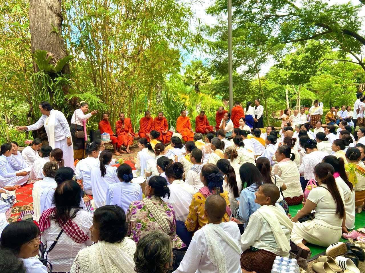 សួនរុក្ខជាតិអង្គរ ក្នុងក្រុងសៀមរាប ទទួលបានអ្នក​ទស្សនា​ចំនួនជាង ៦ សែននាក់