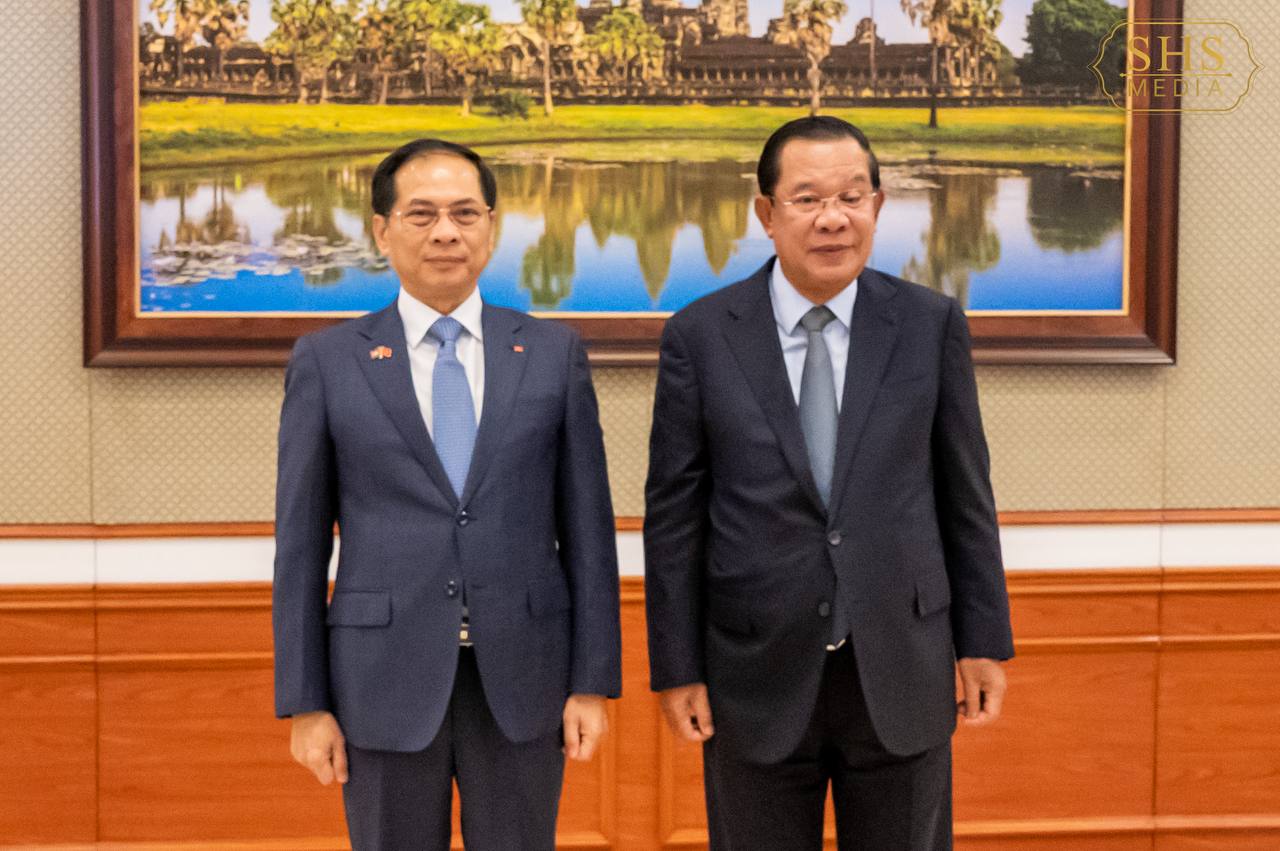សម្តេចតេជោ ហ៊ុន សែន អនុញ្ញាតឱ្យឧបនាយករដ្ឋ​មន្ត្រី​វៀ​ត​ណាម ចូលជួបសម្តែងការគួរសម នៅវិមានព្រឹទ្ធស​ភា