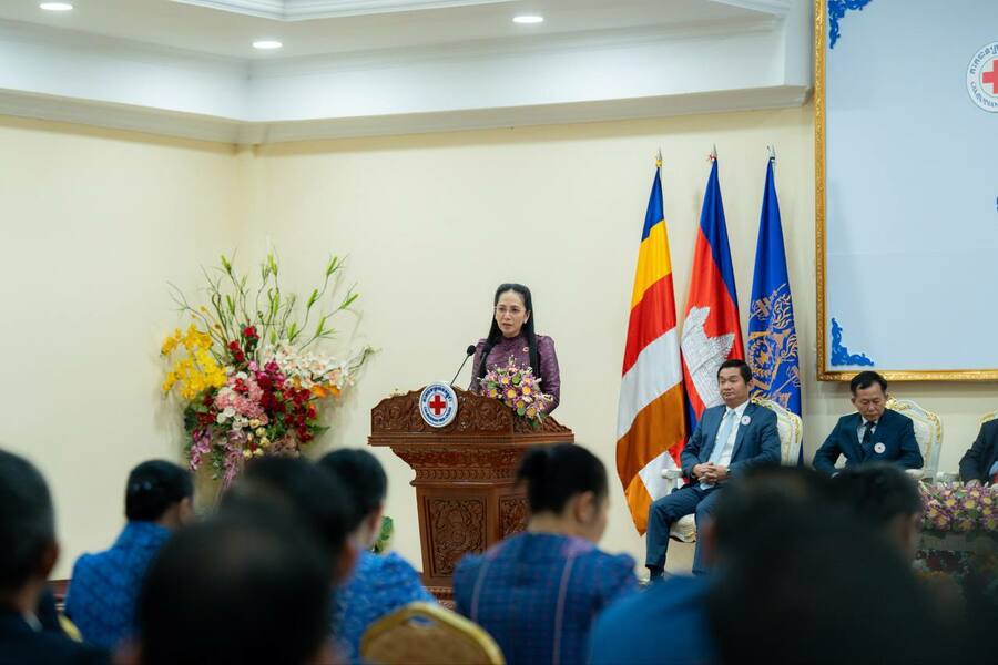 លោកជំទាវបណ្ឌិត ពេជ ចន្ទមុន្នី ដាក់ចេញអនុសាស​ន៍ ៨ចំណុច តម្រង់ទិសយុទ្ធសាស្ត្រកាកបាទក្រហម​កម្ពុជា ឆ្នាំ២០២៦-២០៣០