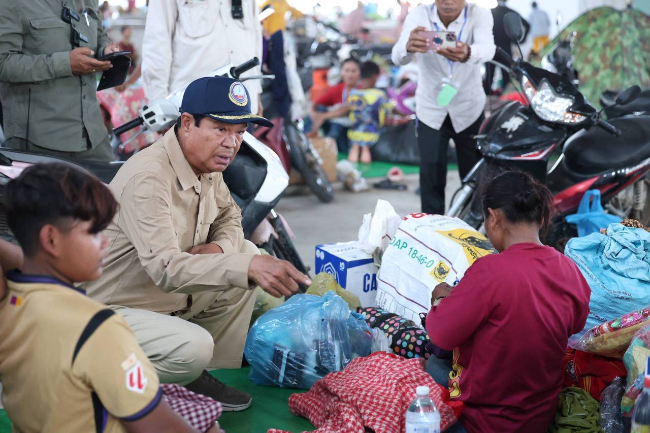 ឯកឧត្តម ទេសរដ្ឋមន្រ្តី គន់ គីម កោតសរសើរអាជ្ញាធរខេត្តបន្ទាយមានជ័យដែលខិតខំដោះស្រាយស្បៀង និងសម្ភារៈជូនភៀសសឹក
