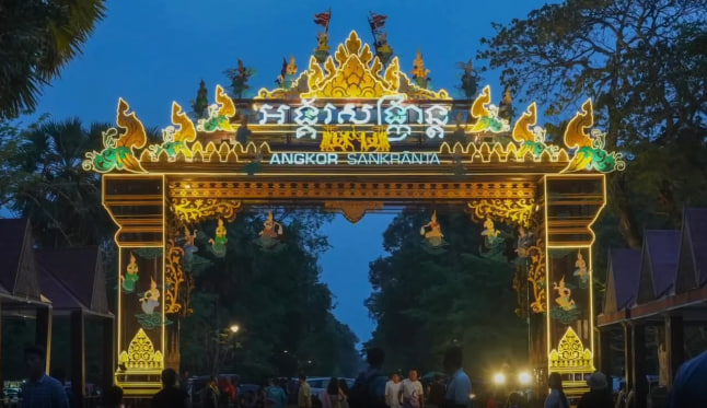 ការរៀបចំត្រៀម ព្រឹត្តិការណ៍អង្គរសង្រ្តាន្ត ឆ្នាំ២០២៥ បរិវេណមុខប្រាសាទអង្គរវត្ត