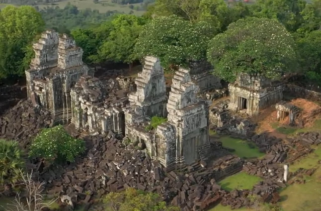 ប្រាសាទភ្នំបូក