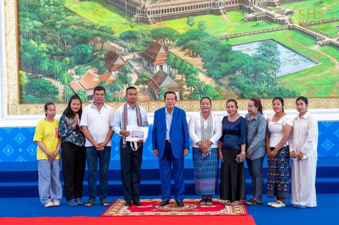 សម្តេចតេជោ ហ៊ុន សែន អនុញ្ញាតឱ្យបងប្អូនវីរៈកងទ័ពទាំង១៨រូប និងក្រុមគ្រួសារចូលជួបសំណេះសំណាល និងសួរសុខទុក្ខ